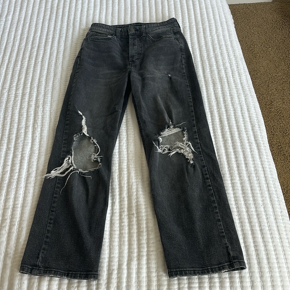 Straight Leg Jean W/ Holes